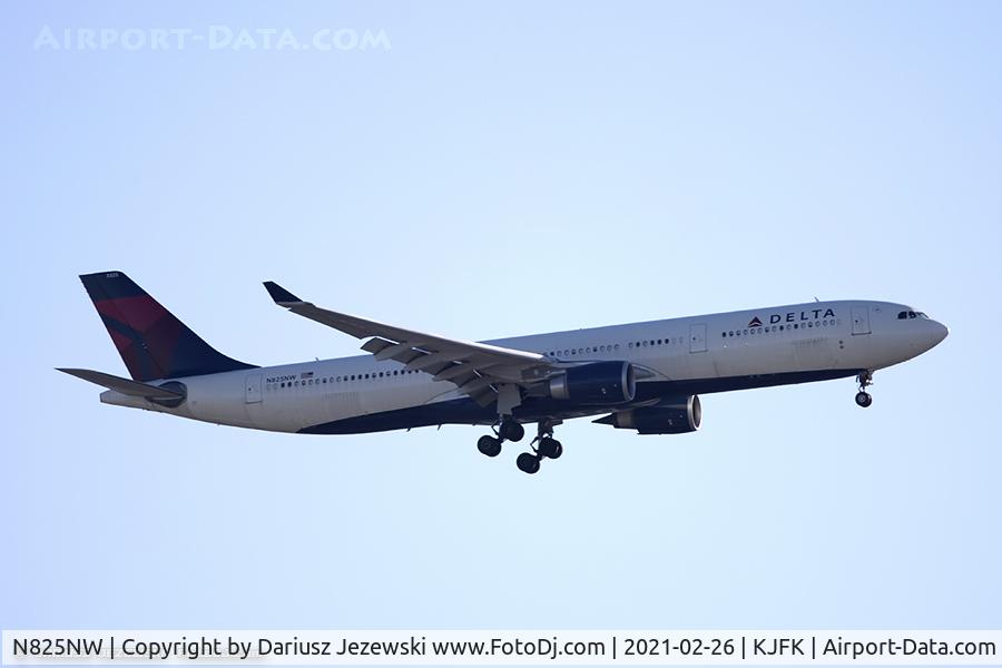 N825NW, 2015 Airbus A330-302 C/N 169, Airbus A330-302 - Delta Air Lines  C/N 1679, N825NW
