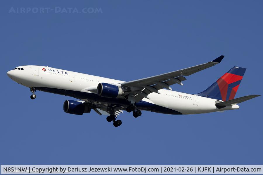 N851NW, 2004 Airbus A330-223 C/N 0609, Airbus A330-223 - Delta Air Lines  C/N 609, N851NW