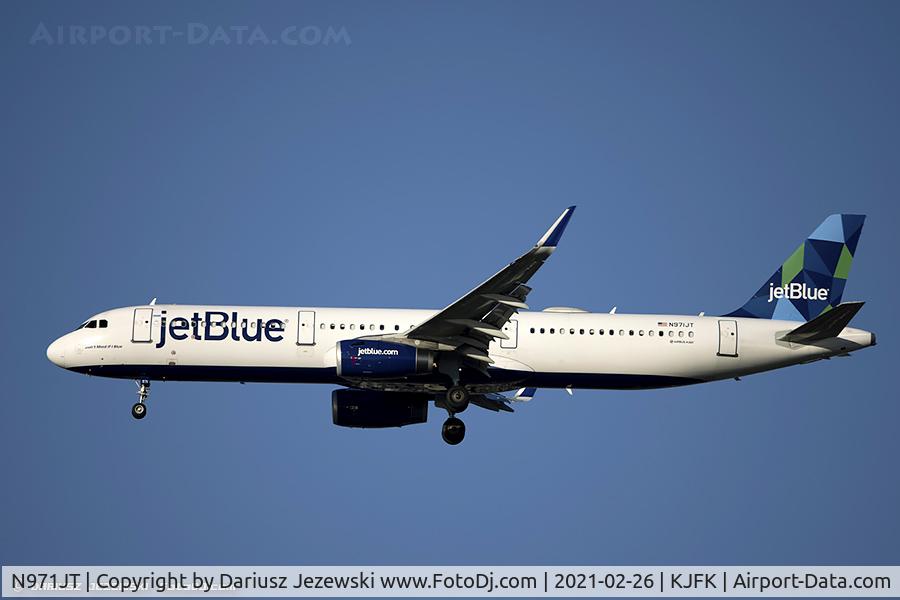 N971JT, 2016 Airbus A321-231 C/N 7390, Airbus A321-231 