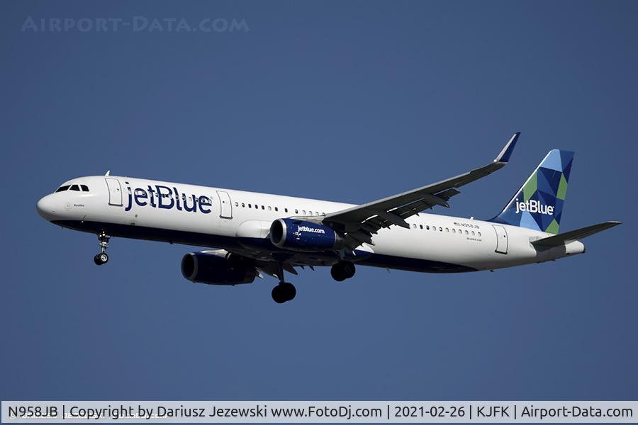 N958JB, 2015 Airbus A321-231 C/N 6859, Airbus A321-231  