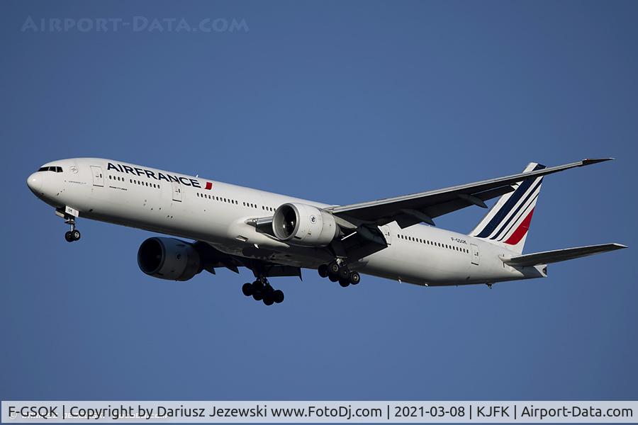 F-GSQK, 2005 Boeing 777-328/ER C/N 32845, Boeing 777-328/ER - Air France  C/N 32845, F-GSQK