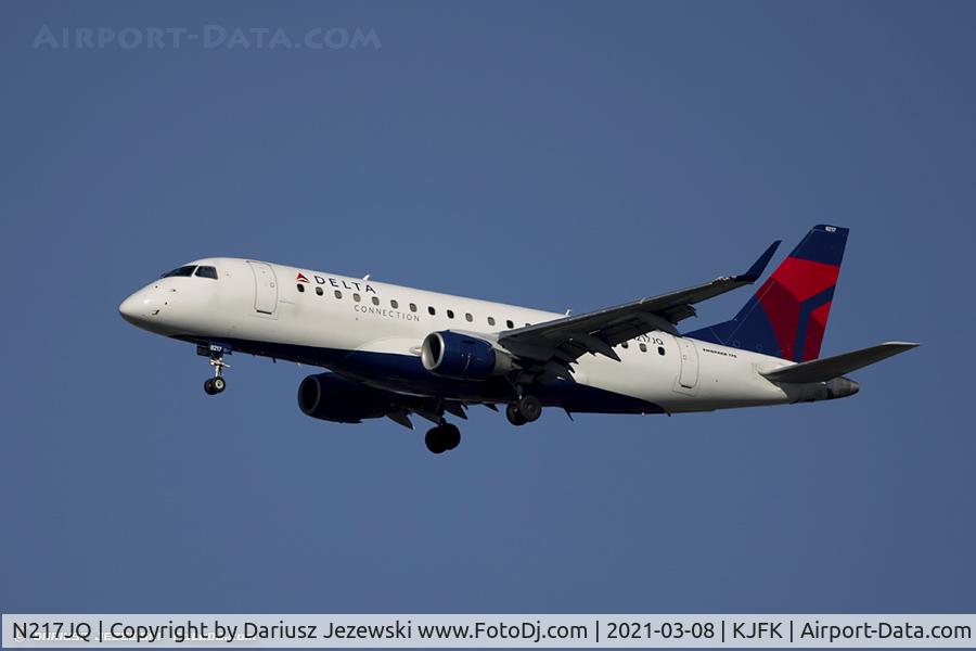 N217JQ, 2007 Embraer 175LR (ERJ-170-200LR) C/N 17000171, Embraer ERJ-175 - Delta Connection (Shuttle America)  C/N 17000171, N217JQ