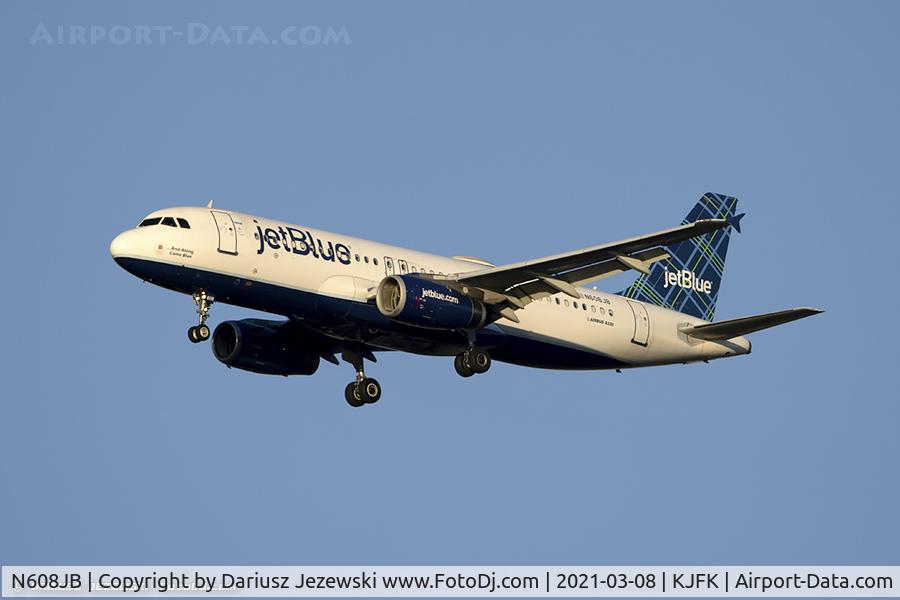 N608JB, 2005 Airbus A320-232 C/N 2415, Airbus A320-232 