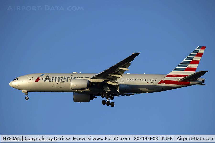 N780AN, 1999 Boeing 777-223 C/N 29956, Boeing 777-223/ER - American Airlines  C/N 29956, N780AN