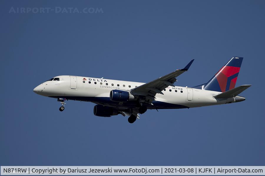 N871RW, 2006 Embraer 170SU (ERJ-170-100SU) C/N 17000140, Embraer ERJ-170-100SU - Delta Connection (Shuttle America)  C/N 17000140, N871RW