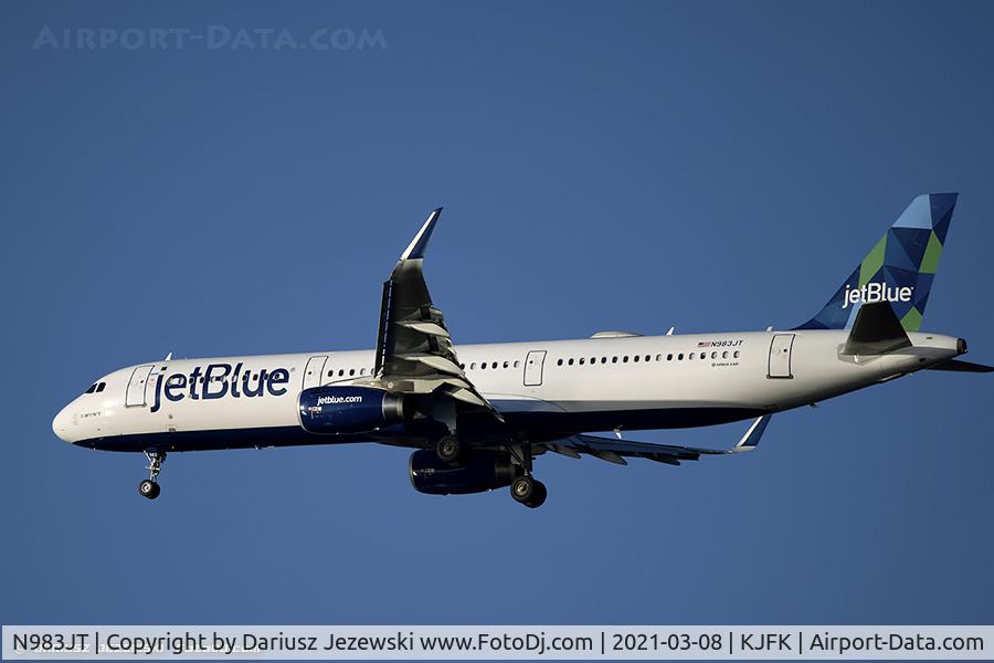 N983JT, 2017 Airbus A321-231 C/N 7739, Airbus A321-231 