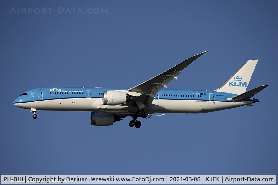 PH-BHI, 2016 Boeing 787-9 Dreamliner C/N 38755, Boeing 787-9 Dreamliner - KLM - Royal Dutch Airlines  C/N 38755, PH-BHI