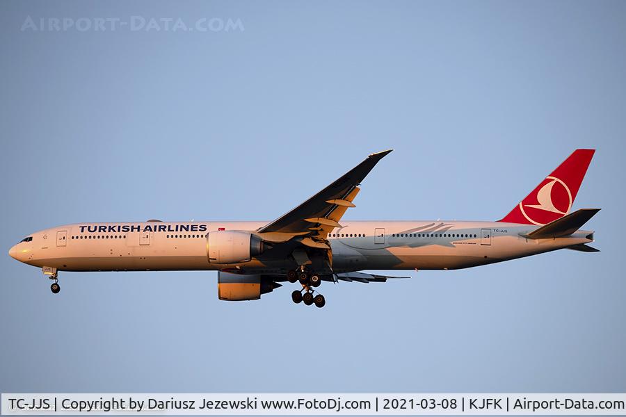 TC-JJS, 2014 Boeing 777-3F2/ER C/N 44117, Boeing 777-3F2/ER - Turkish Airlines  C/N 44117, TC-JJS