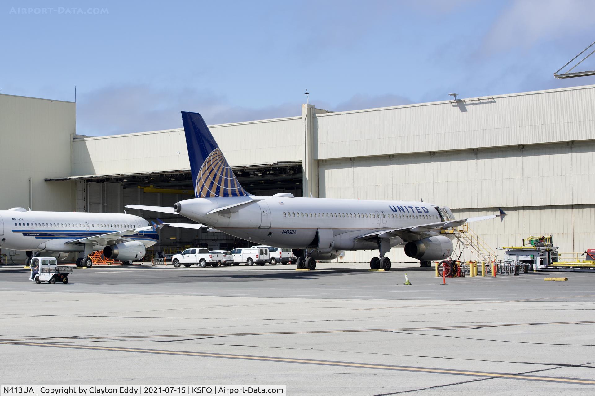 N413UA, 1994 Airbus A320-232 C/N 470, SFO 2021.