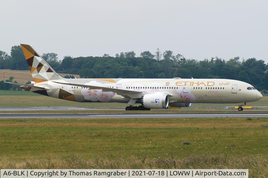 A6-BLK, 2017 Boeing 787-9 Dreamliner C/N 39654, Etihad Airways Boeing 787-9 Dreamliner 
