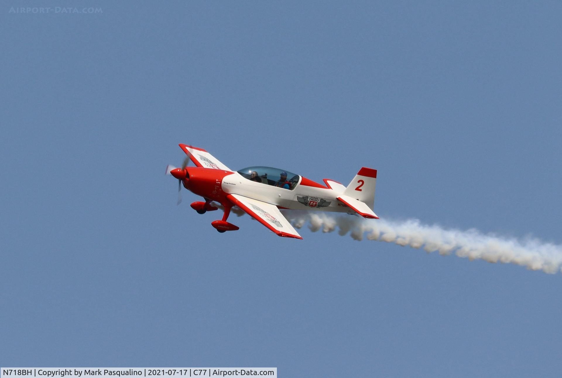 N718BH, 2000 Extra EA-300/L C/N 111, Extra EA-300/L