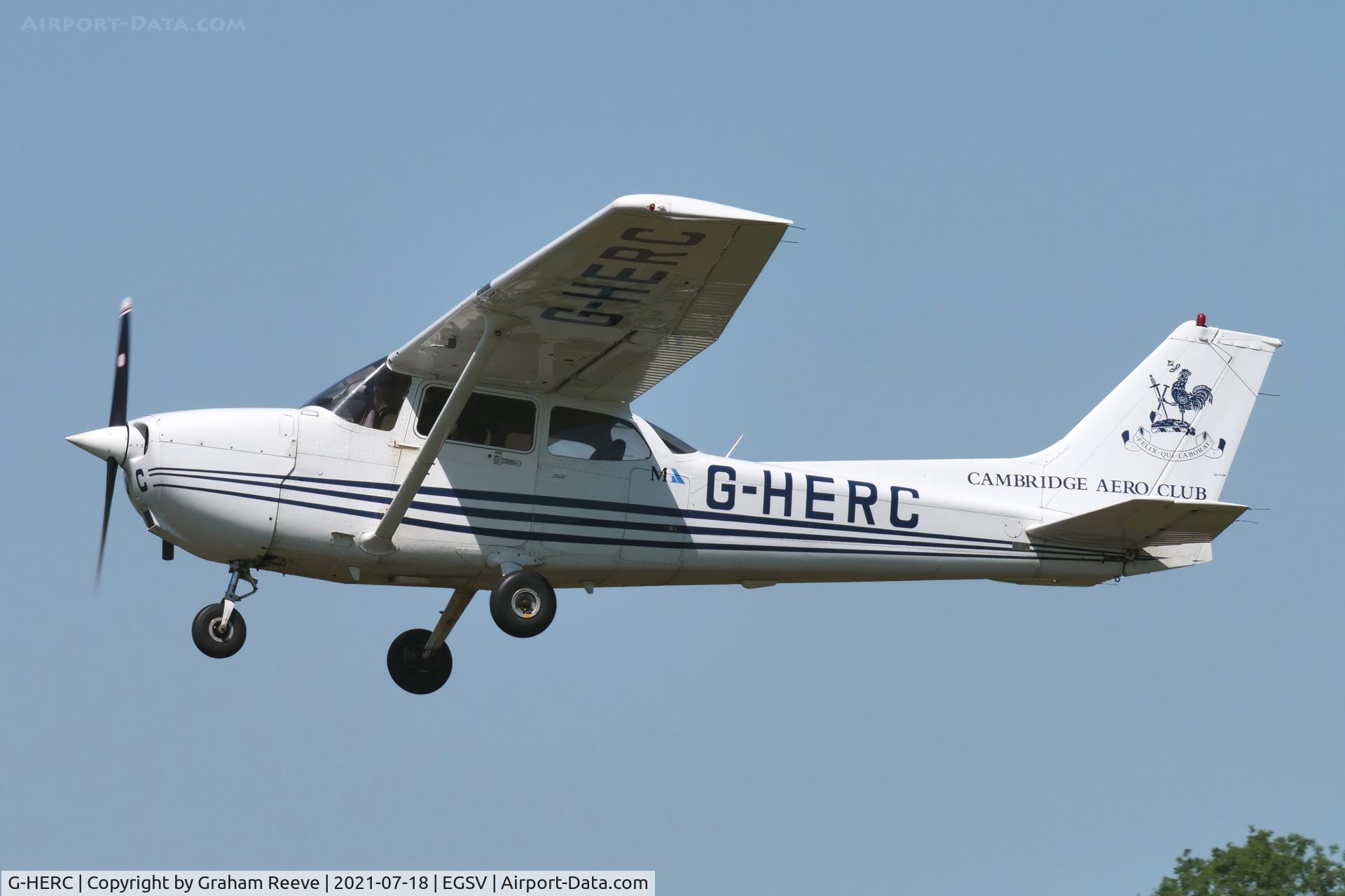G-HERC, 2001 Cessna 172S Skyhawk C/N 172S-8985, Departing from Old Buckenham.
