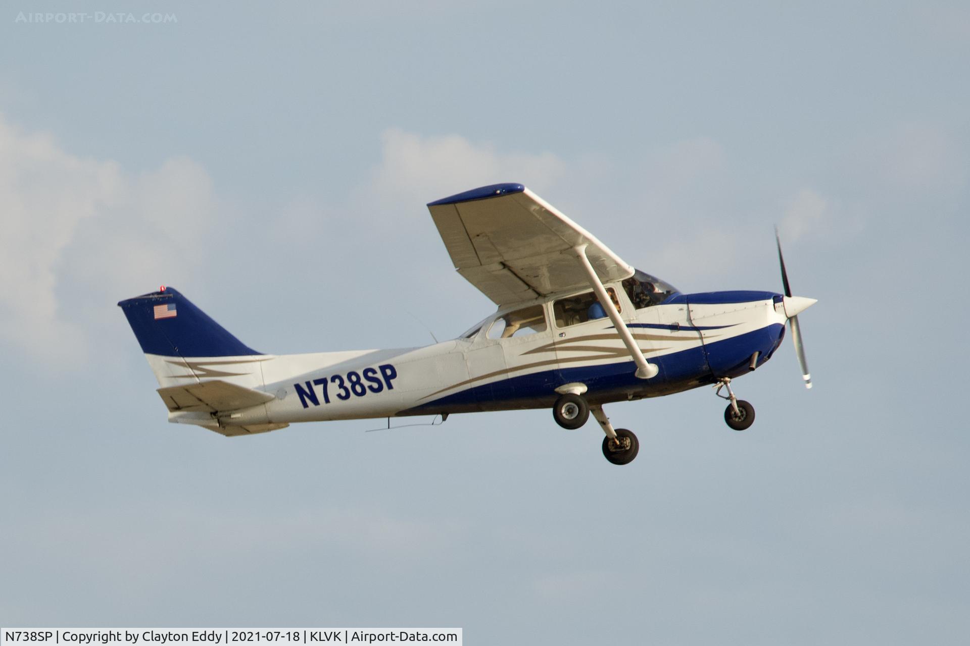 N738SP, 1977 Cessna 172N C/N 17270203, Livermore Airport California 2021.