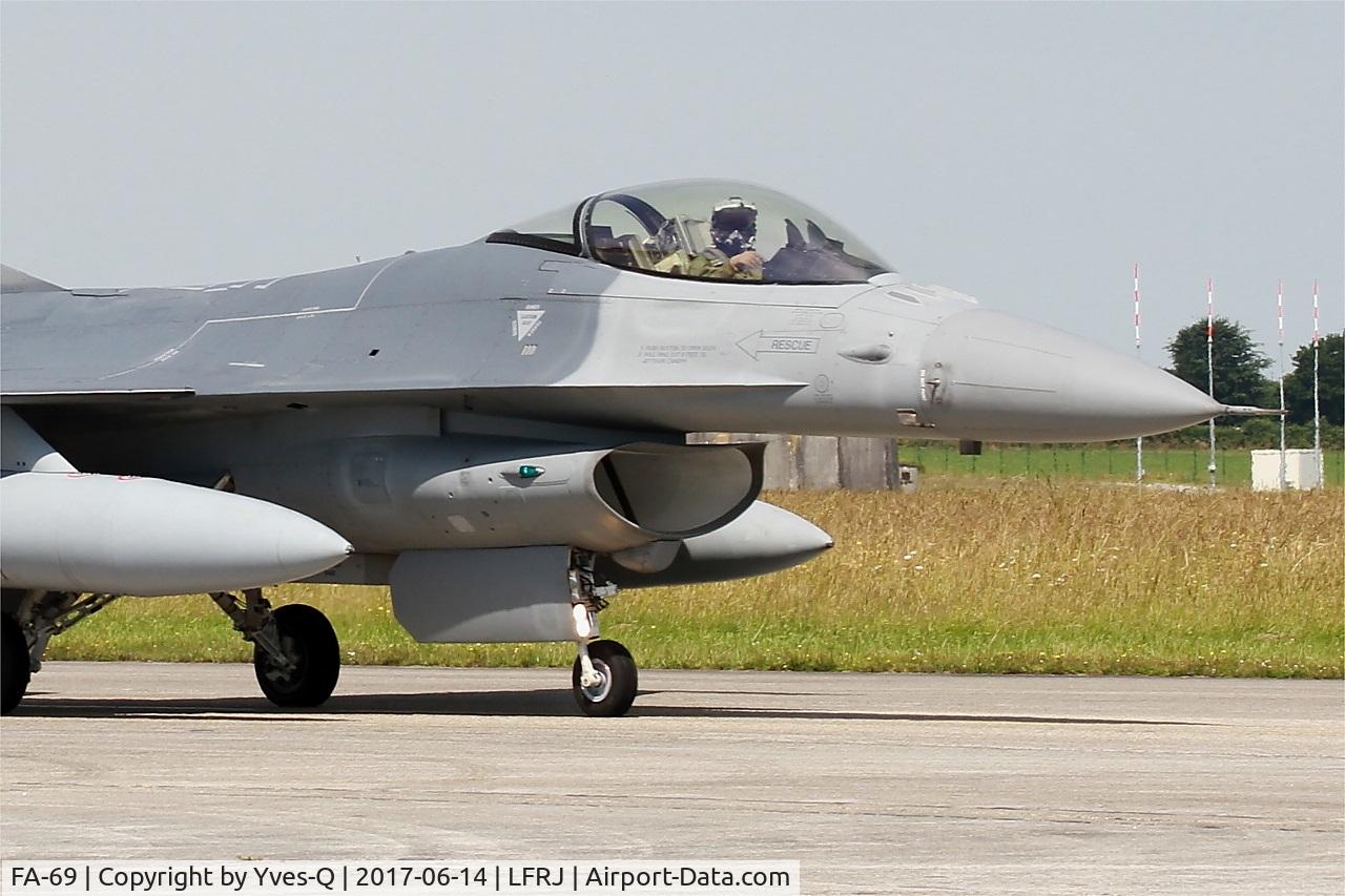 FA-69, 1983 SABCA F-16AM Fighting Falcon C/N 6H-69, SABCA F-16AM Fighting Falcon, Taxiing to flight line, Landivisiau Naval Air Base (LFRJ) Tiger Meet 2017