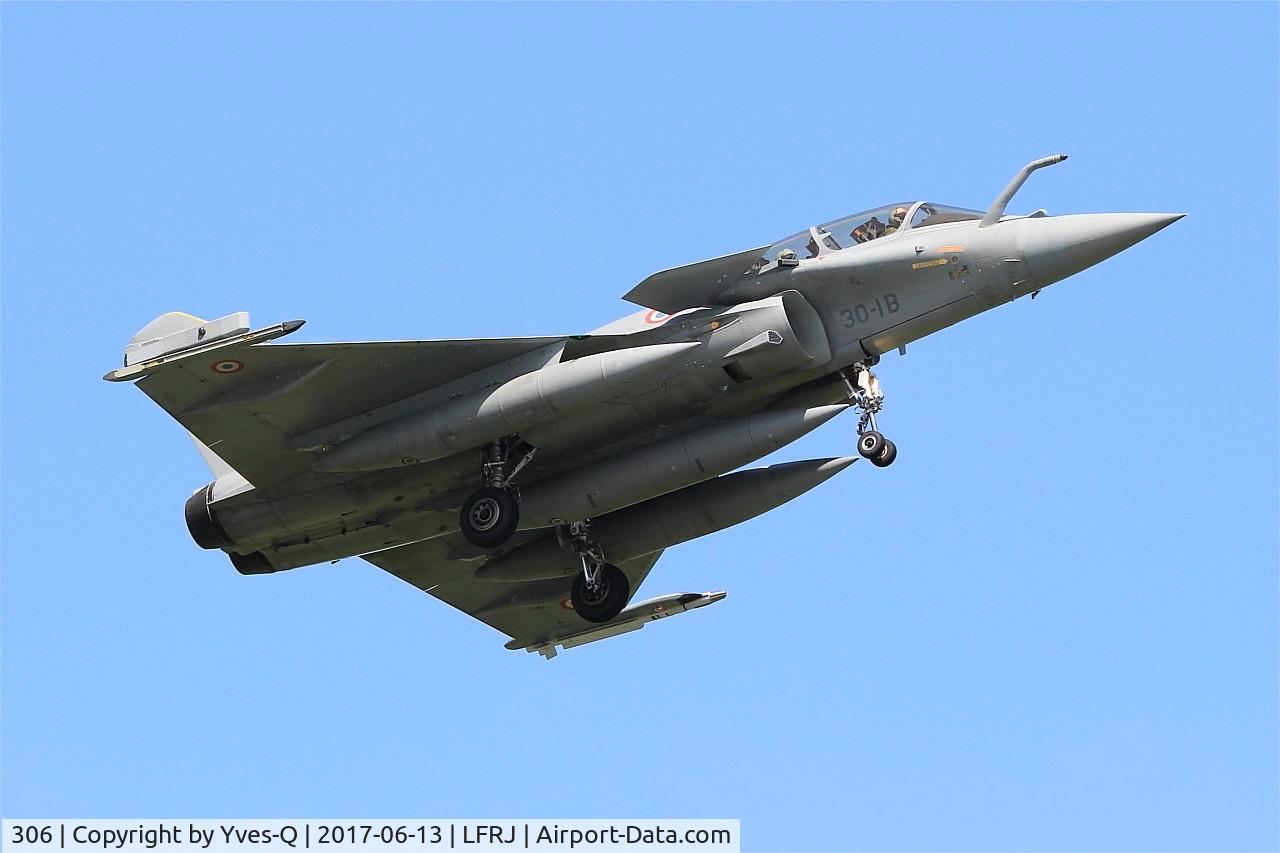306, Dassault Rafale B C/N 306, Dassault Rafale B, Short approach rwy 08, Landivisiau Naval Air Base (LFRJ) Tiger Meet 2017