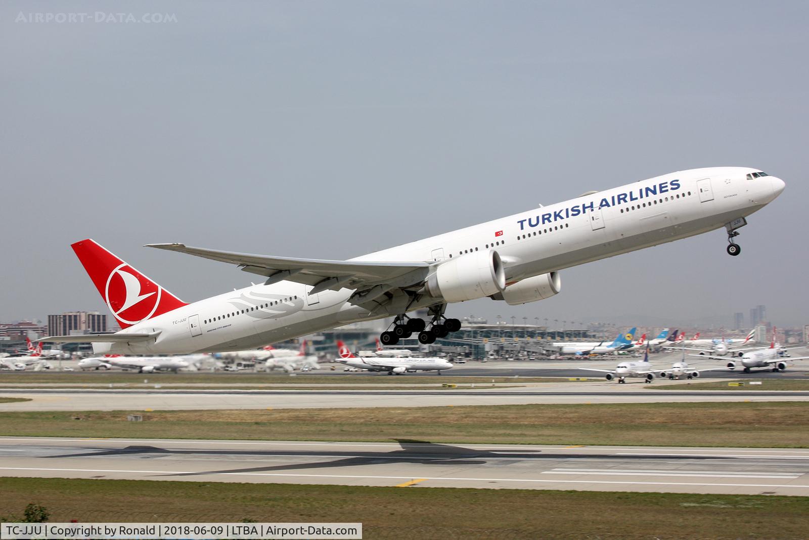 TC-JJU, 2014 Boeing 777-3F2/ER C/N 60401, at ist