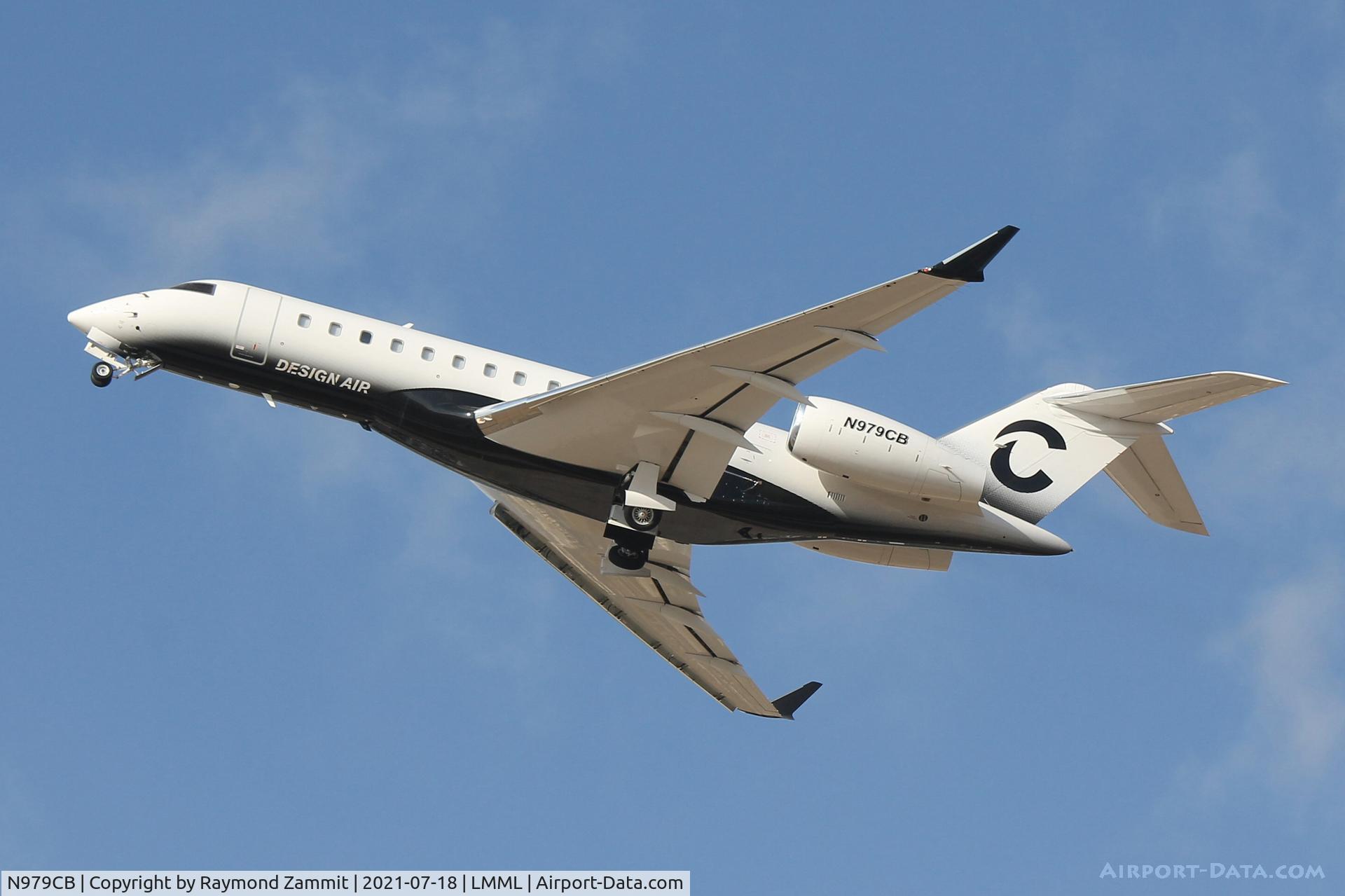 N979CB, 2013 Bombardier BD-700-1A10 Global 6000 C/N 9561, Bombardier BD-700 Global 6000 N979CB Design Air