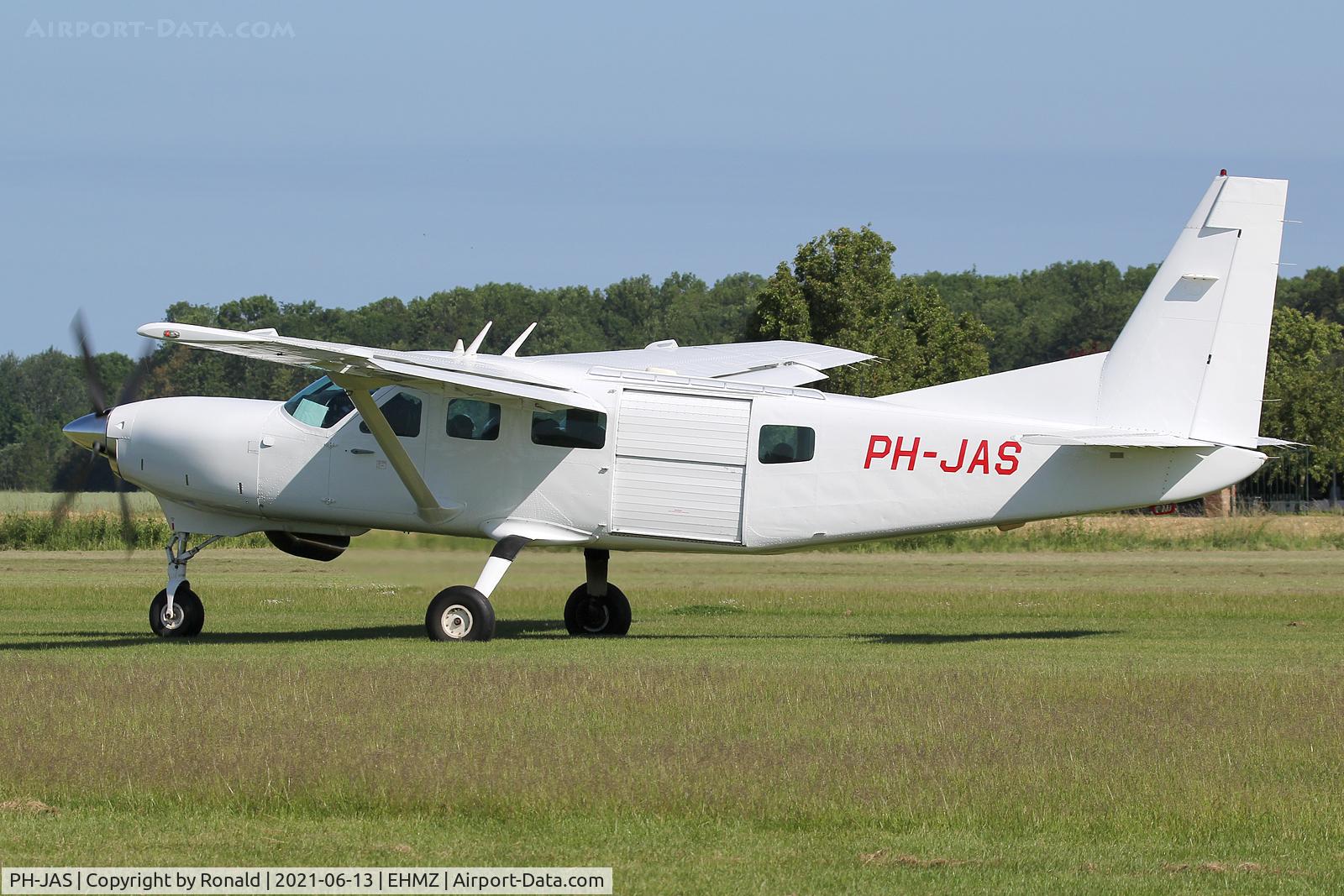 PH-JAS, 1993 Cessna 208 Caravan 1 C/N 20800226, at ehmz