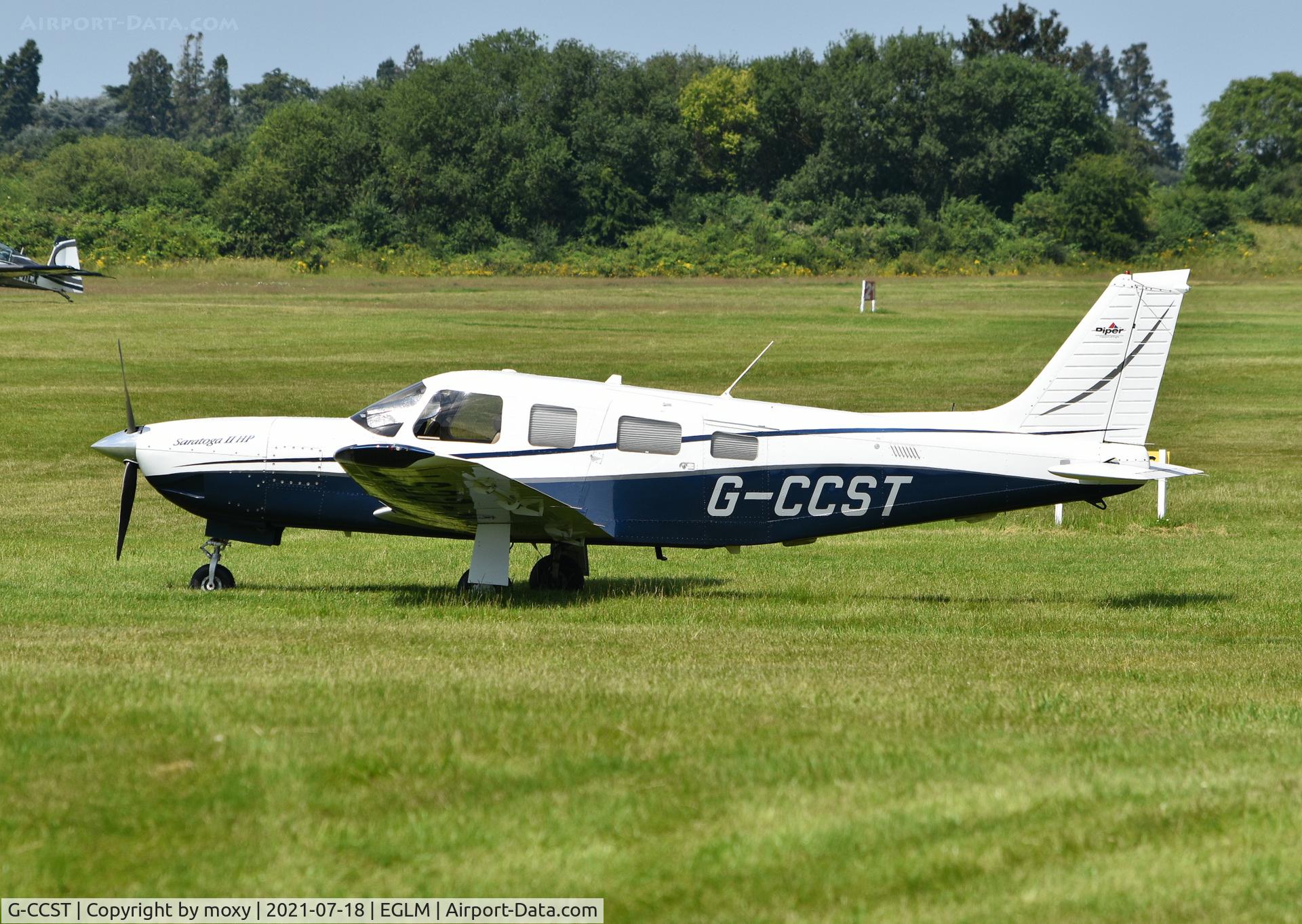 G-CCST, 2001 Piper PA-32R-301 Saratoga II HP C/N 3246182, Piper PA-32R-301 Saratoga II HP at White Waltham. Ex N4180T