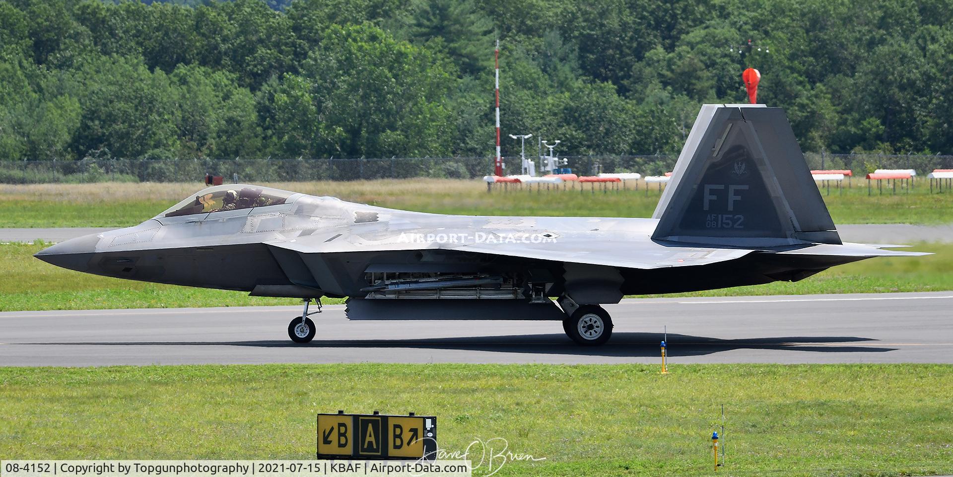 08-4152, 2009 Lockheed Martin F-22A Raptor C/N 4152, GUNSHOT02 taxing back to the ramp.