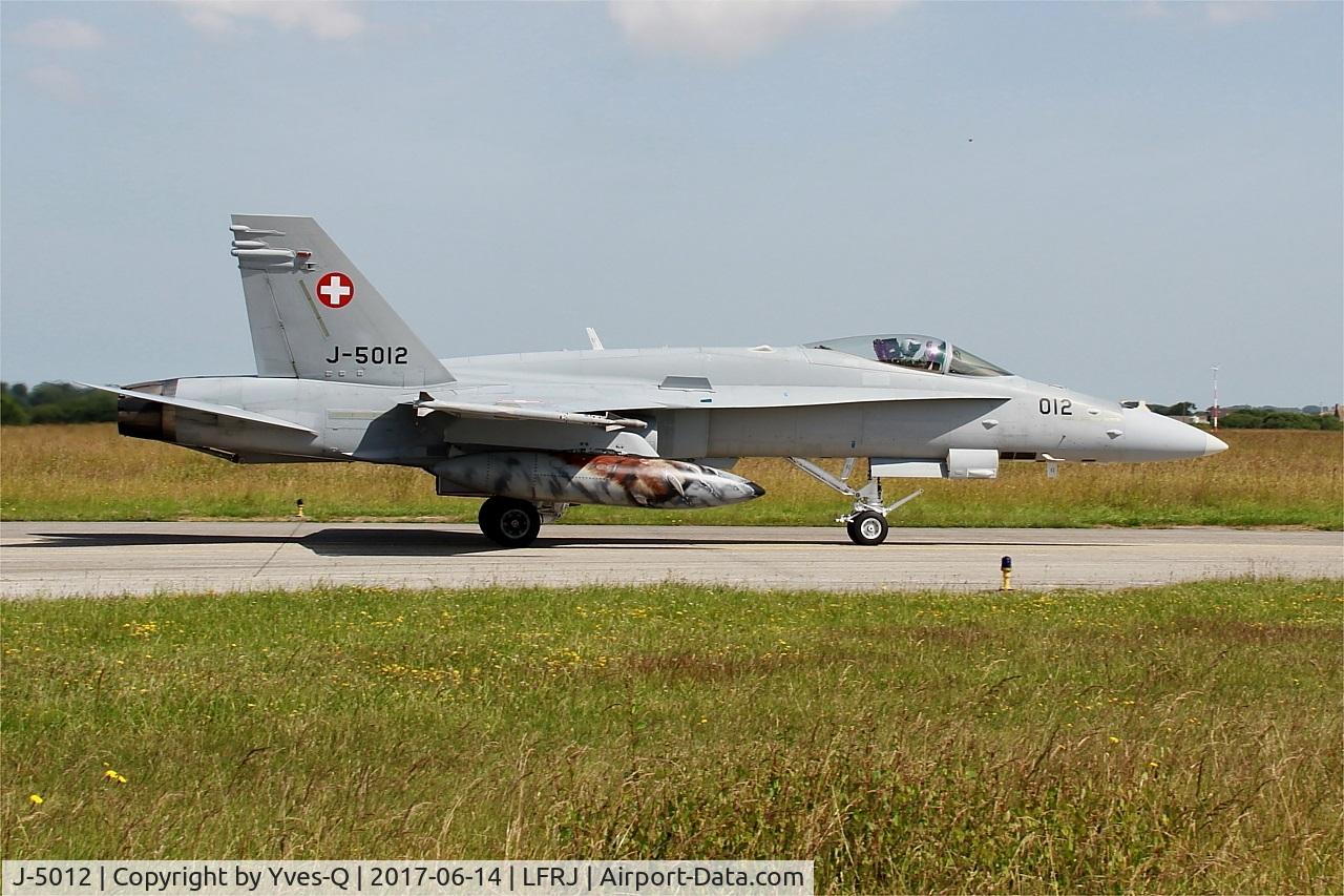 J-5012, McDonnell Douglas F/A-18C Hornet C/N 1352/SFC012, Douglas FA-18C Hornet, Taxiing to flight line, Landivisiau Naval Air Base (LFRJ) Tiger Meet 2017