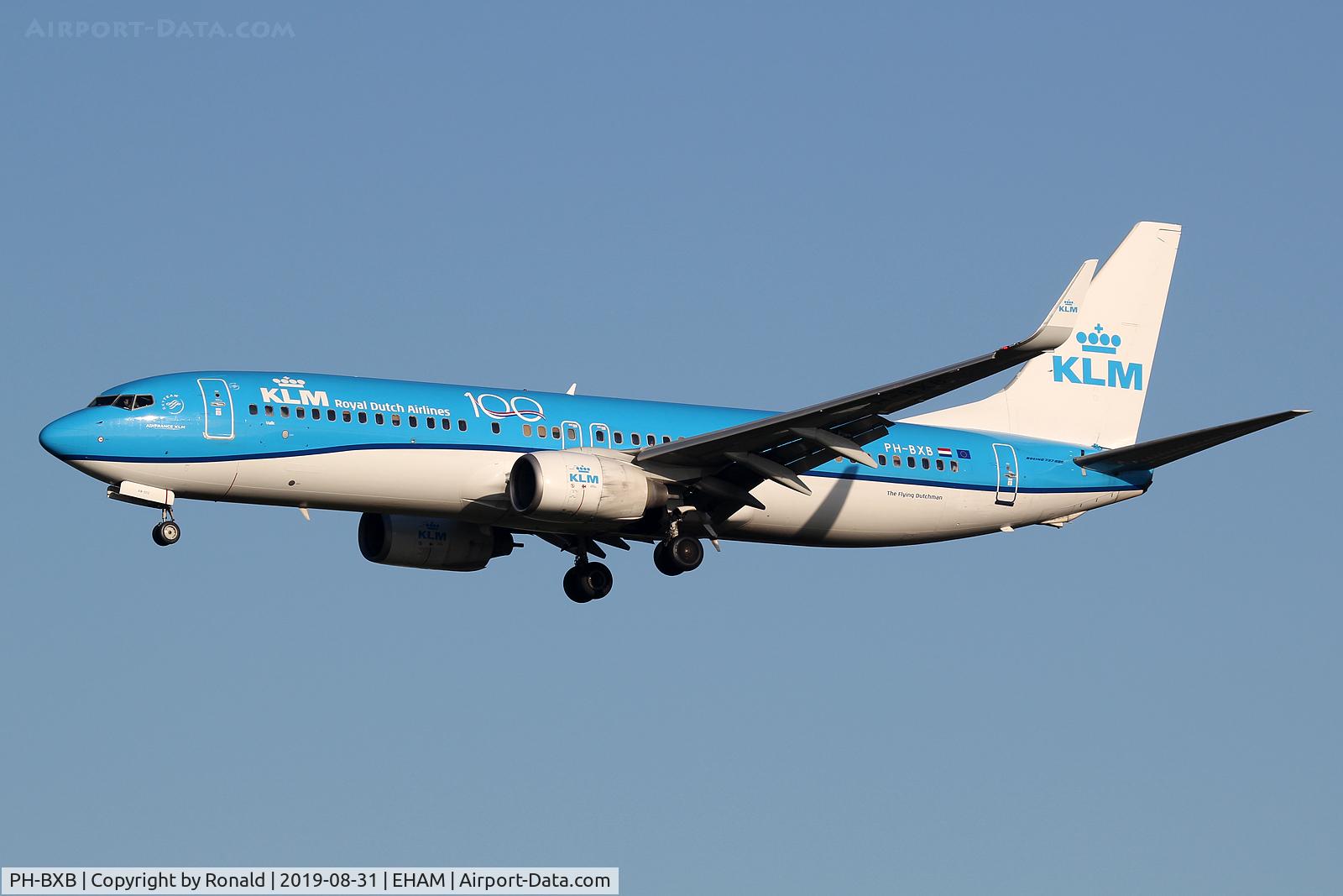 PH-BXB, 1999 Boeing 737-8K2 C/N 29132, at spl