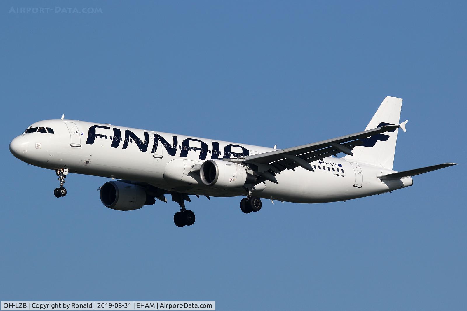 OH-LZB, 1999 Airbus A321-211 C/N 0961, at spl