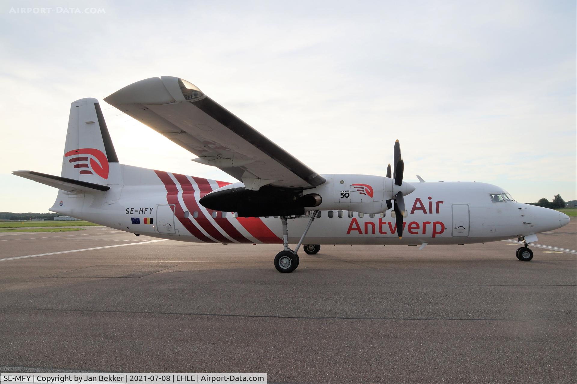 SE-MFY, 1987 Fokker 50 C/N 20109, Lelystad Airport for a new livery by Satys