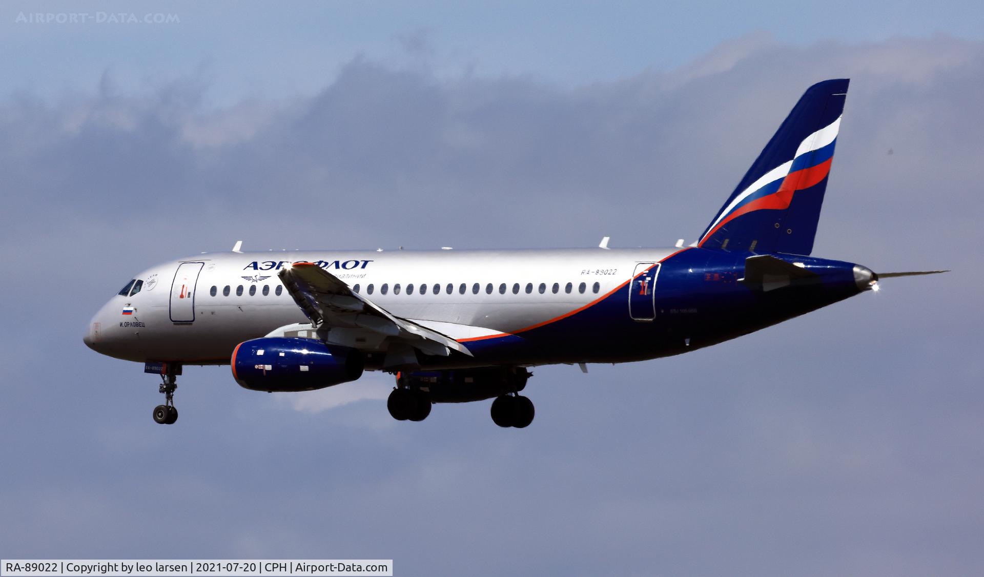 RA-89022, 2013 Sukhoi Superjet 100-95B C/N 95039, Copenhagen 20.7.2021