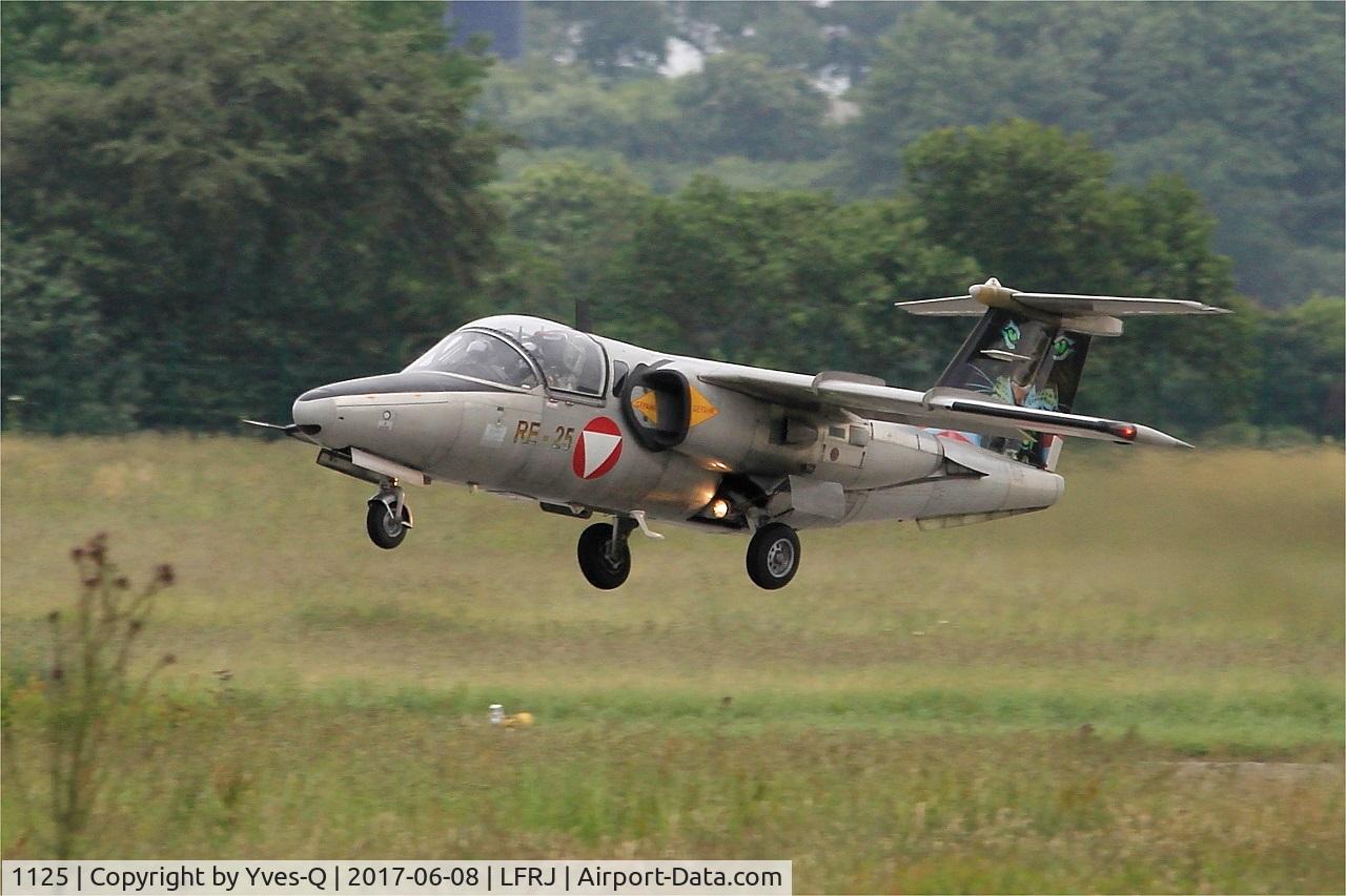 1125, Saab 105OE C/N 105425, Saab 105OE, Take off rwy 26, Landivisiau Naval Air Base (LFRJ) Tiger Meet 2017