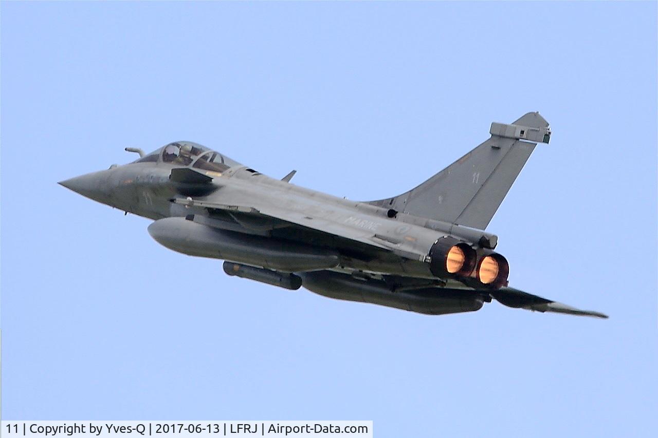 11, Dassault Rafale M C/N 11, Dassault Rafale M, Climbing from rwy 26, Landivisiau naval air base (LFRJ) Tiger Meet 2017