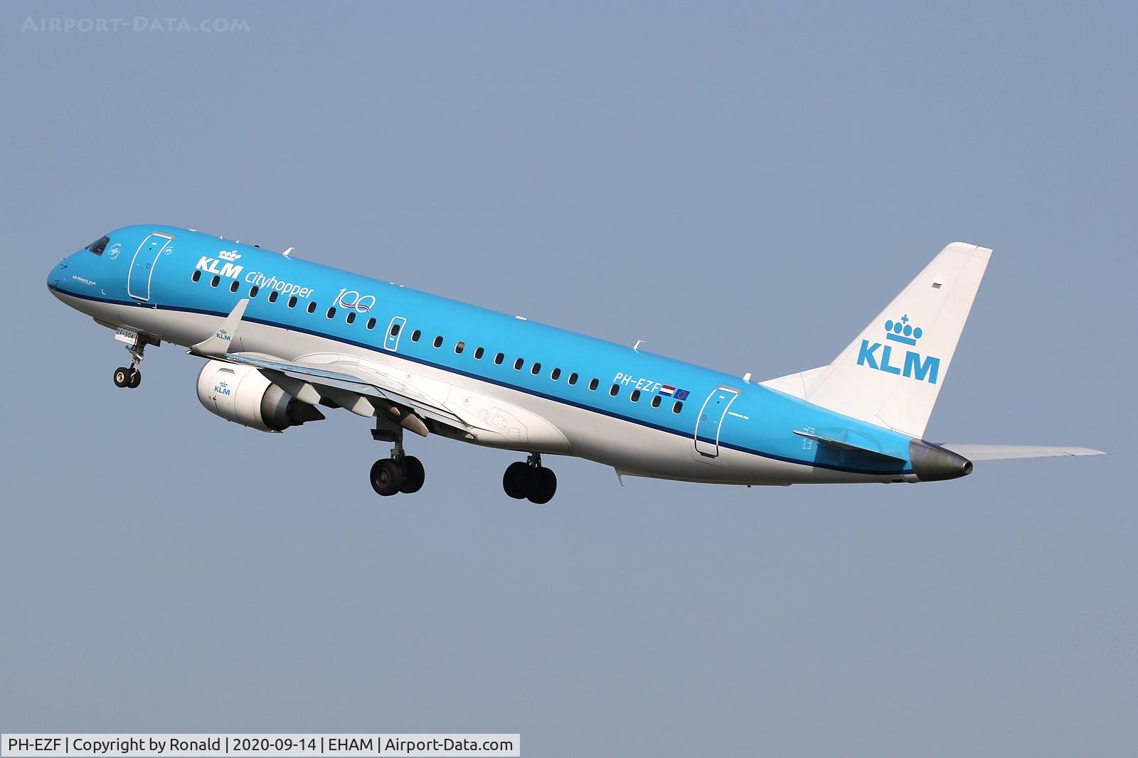 PH-EZF, 2009 Embraer 190LR (ERJ-190-100LR) C/N 19000304, at spl