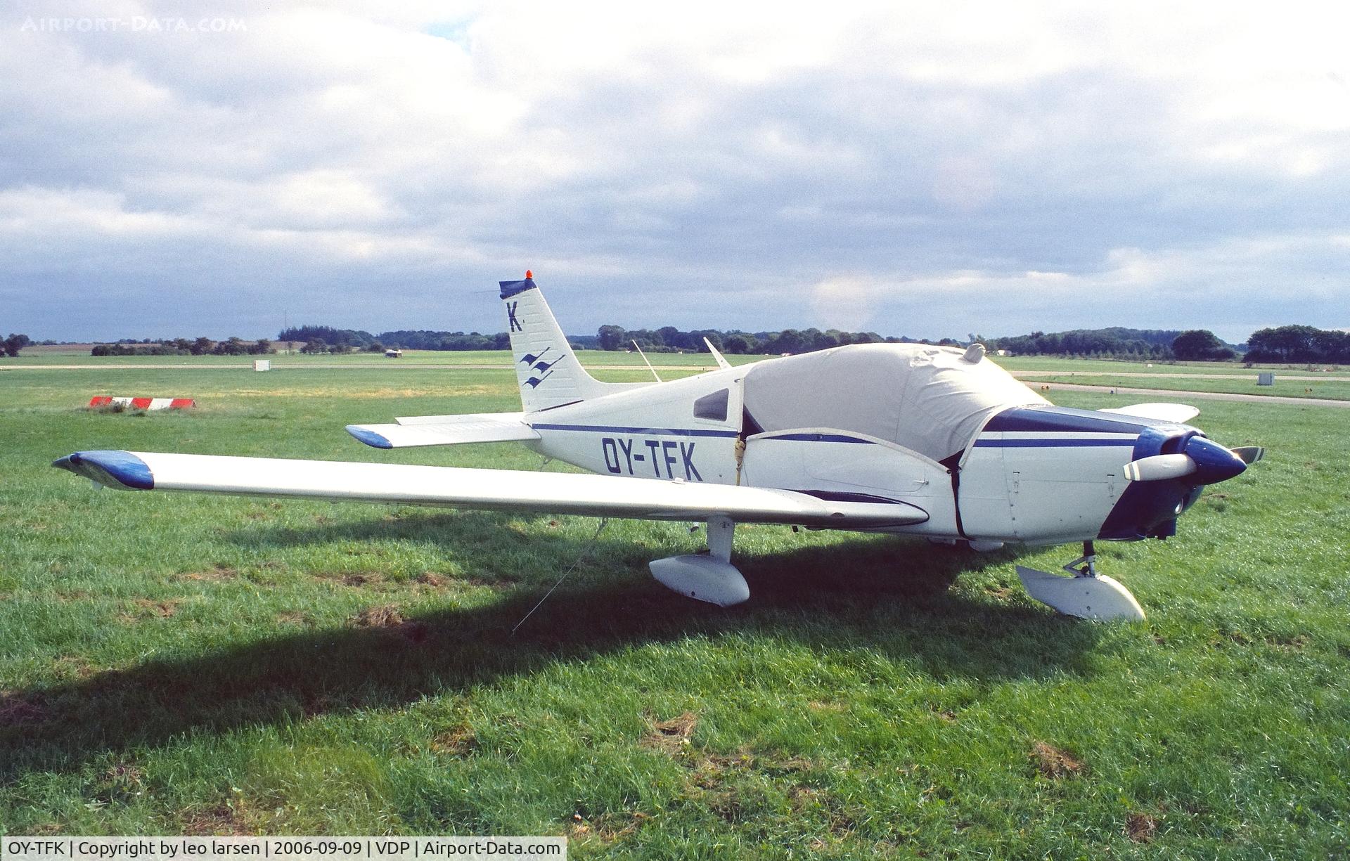 OY-TFK, 1974 Piper PA-28-151 Cherokee Warrior C/N 28-7415339, Vamdrup 9.9.2006