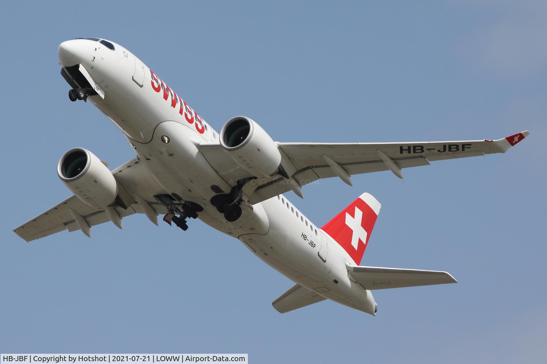 HB-JBF, 2017 Bombardier CSeries CS100 (BD-500-1A10) C/N 50015, Retracting the gear after departure