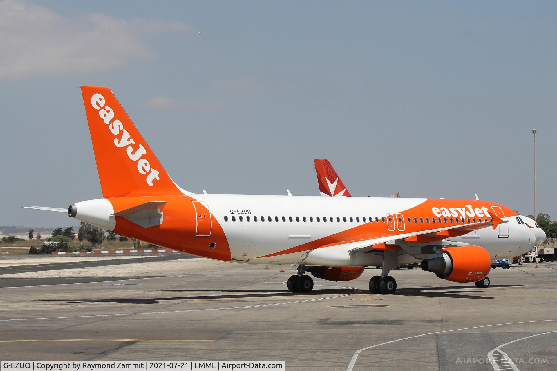 G-EZUO, 2012 Airbus A320-214 C/N 5052, A320 G-EZUO Easyjet