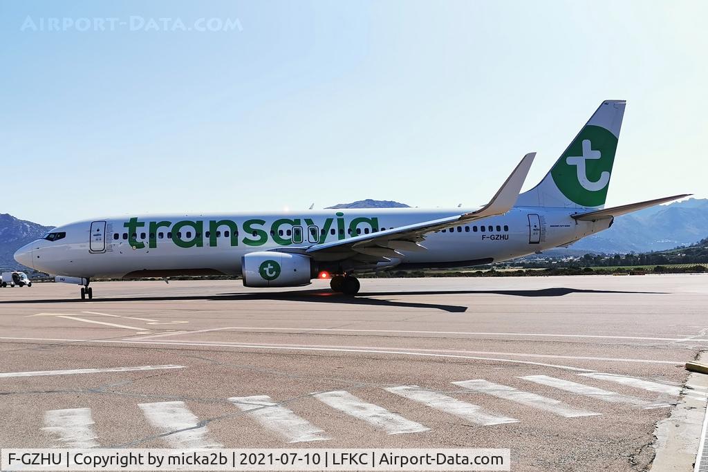 F-GZHU, 2015 Boeing 737-8K2 C/N 41352, Parked