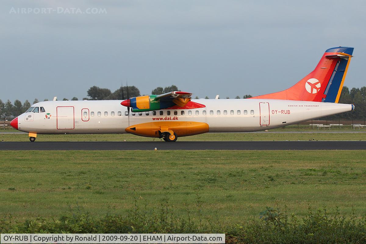 OY-RUB, 1992 ATR 72-202 C/N 301, at spl