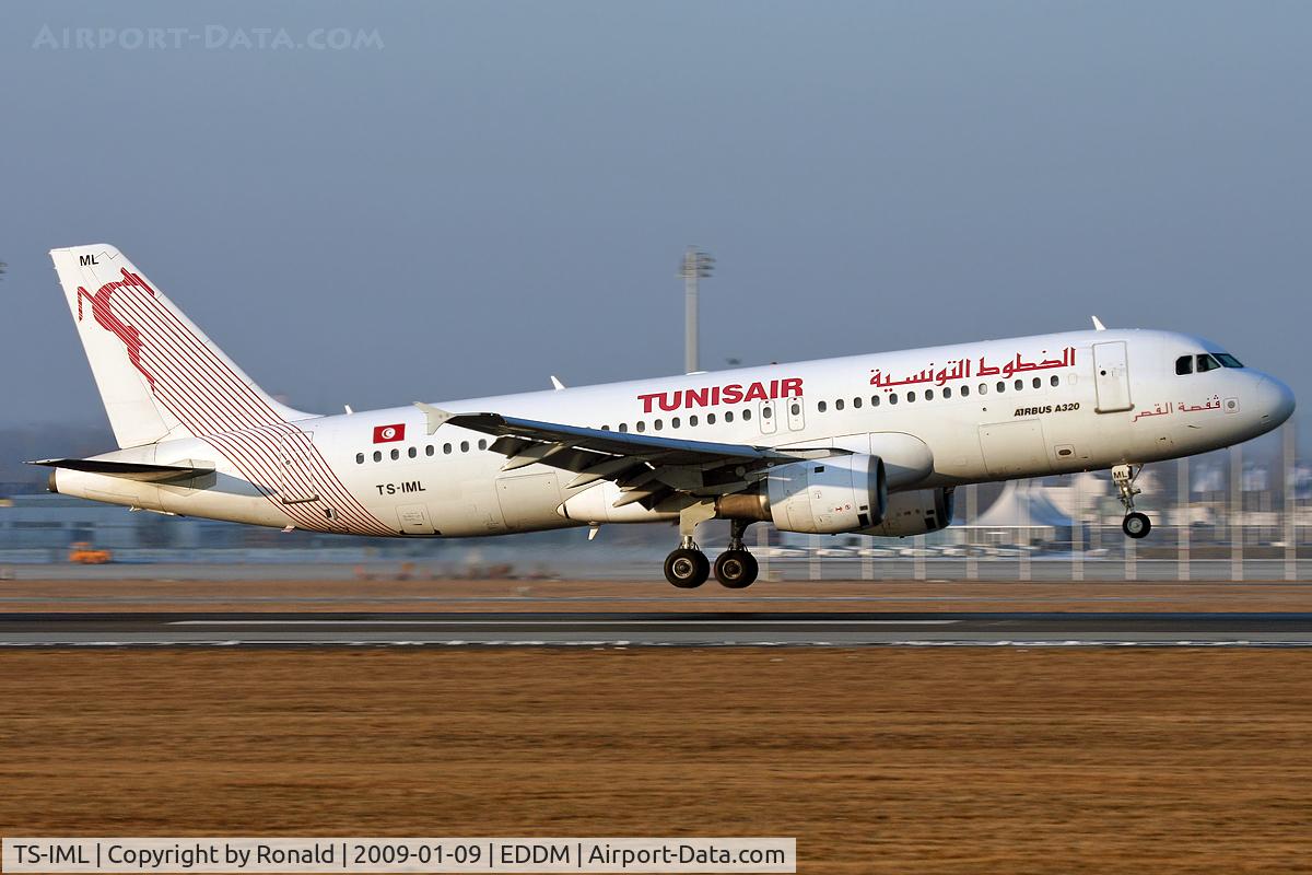 TS-IML, 1999 Airbus A320-211 C/N 0958, at muc