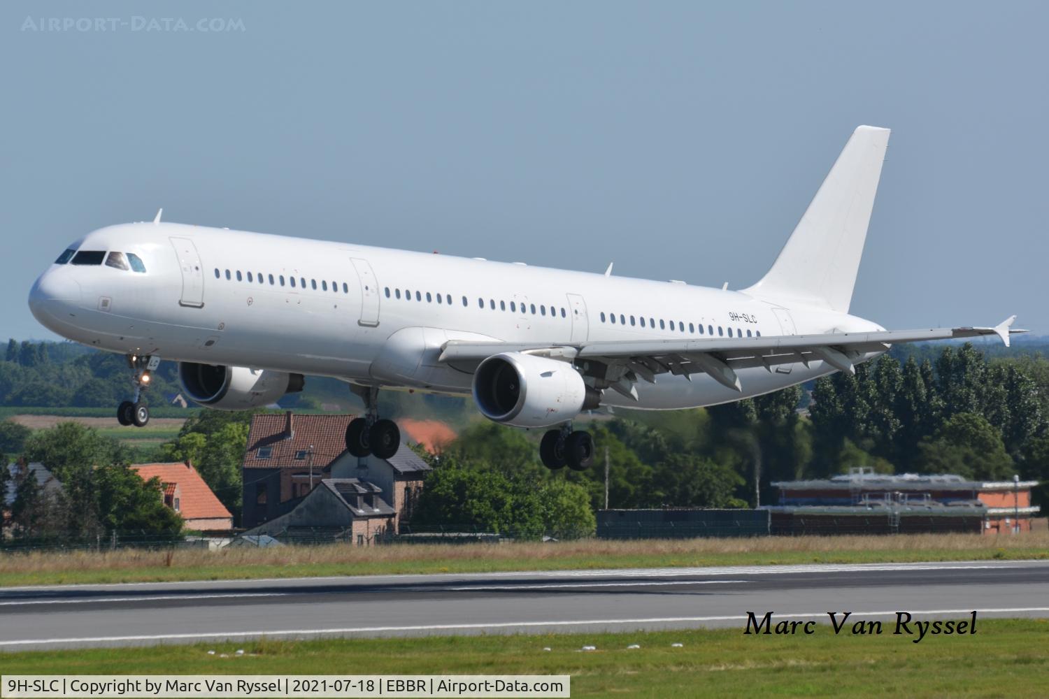 9H-SLC, 2010 Airbus A321-211 C/N 4461, Landing at Brussels Airport.