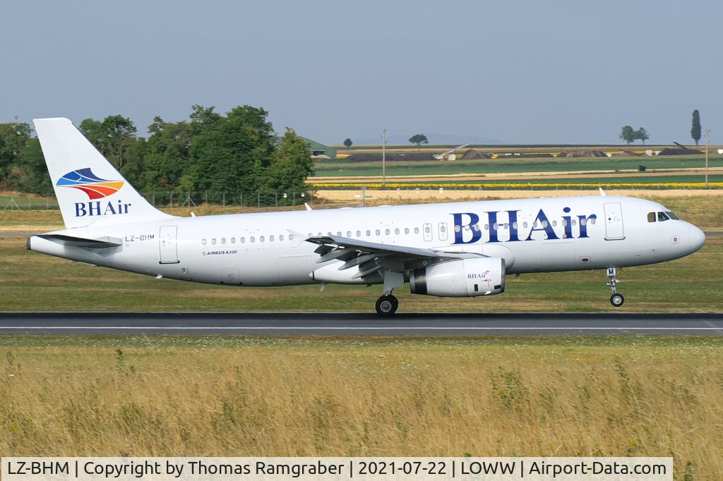 LZ-BHM, 2005 Airbus A320-232 C/N 2457, BH Air Airbus A320