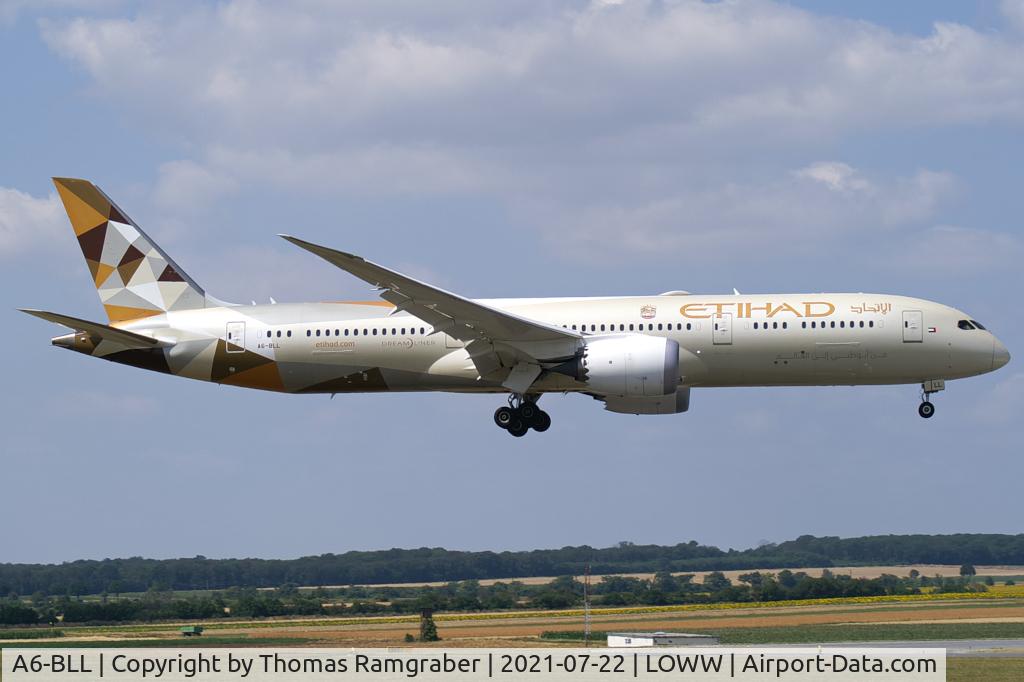 A6-BLL, 2017 Boeing 787-9 Dreamliner C/N 39656, Etihad Airways Boeing 787-9 Dreamliner