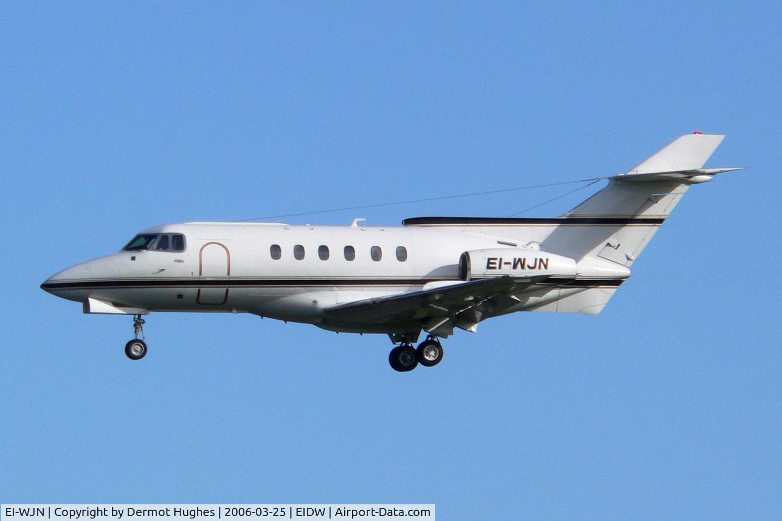 EI-WJN, 1979 British Aerospace HS.125 Series 700B C/N 257062, Landing at IEDW.