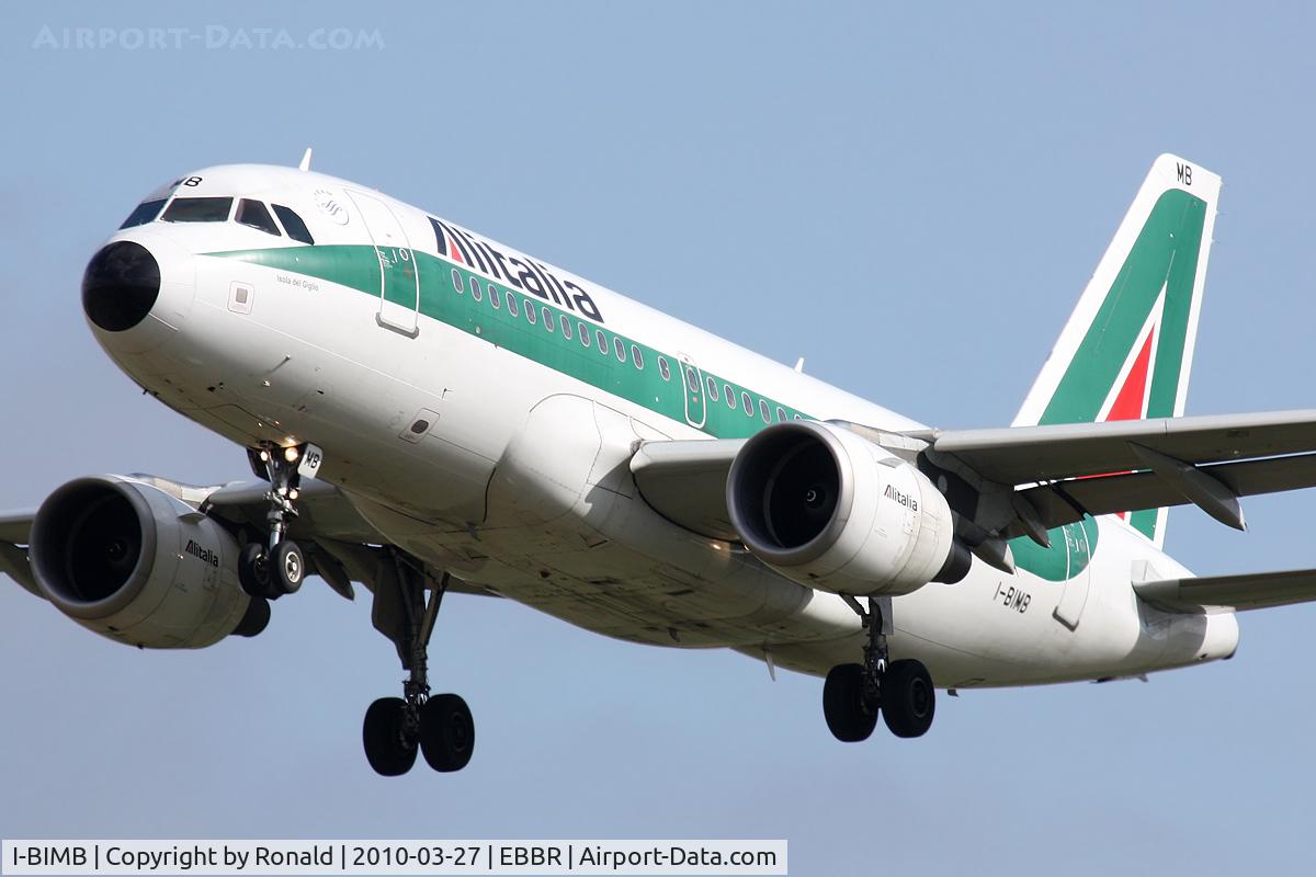 I-BIMB, 2003 Airbus A319-112 C/N 2033, at bru