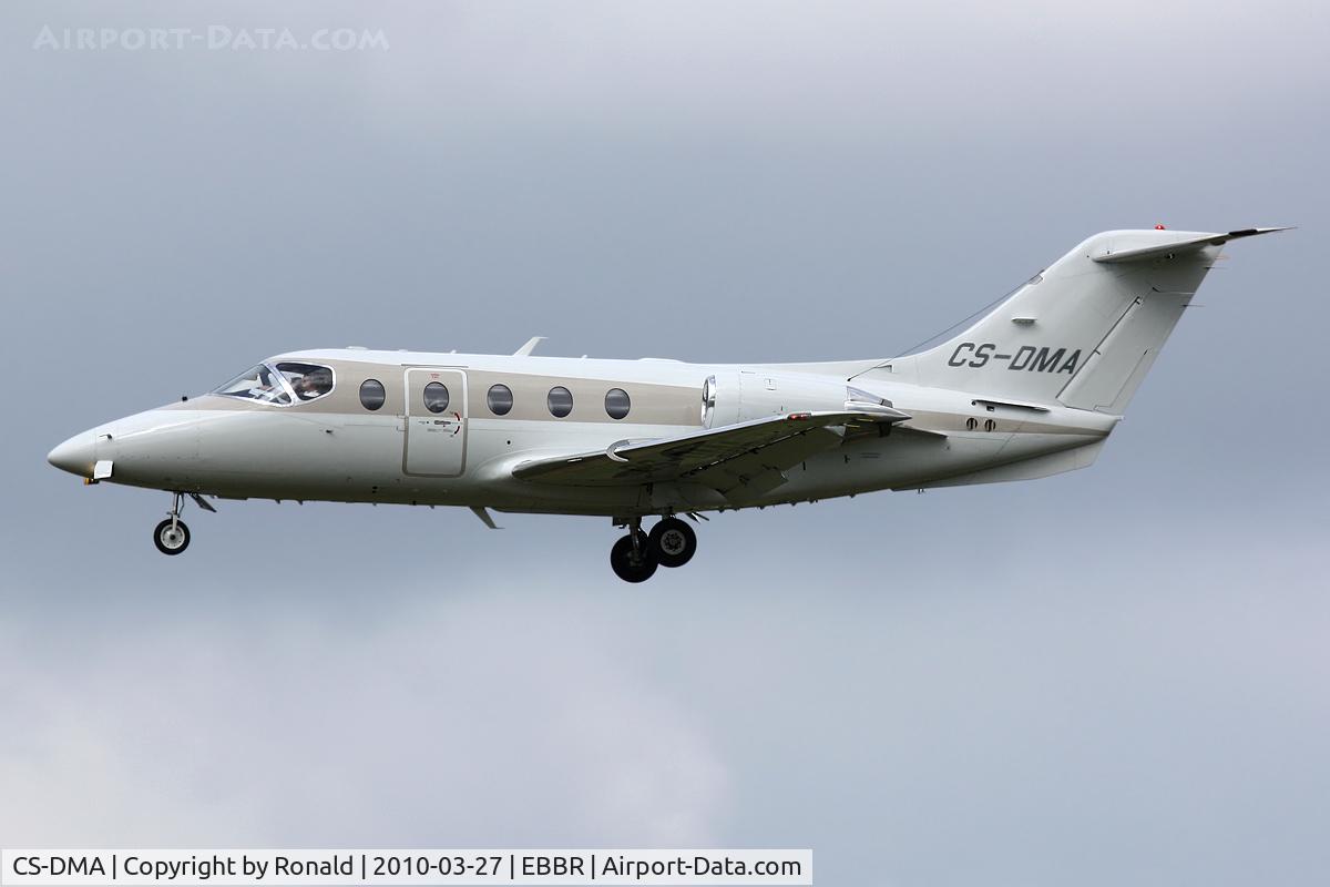 CS-DMA, 2005 Hawker Beechcraft 400A Beechjet Beechjet C/N RK-401, at bru