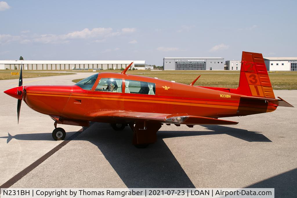 N231BH, 1981 Mooney M20K C/N 25-0579, private Mooney M20K-231