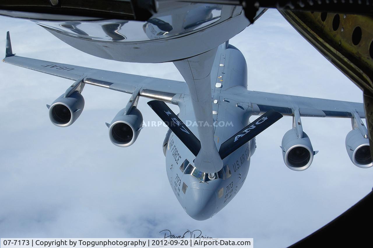 07-7173, 2007 Boeing C-17A Globemaster III C/N P-173, 3rd AS C-17 being refueled by the NH ANG KC-135R
PACK11