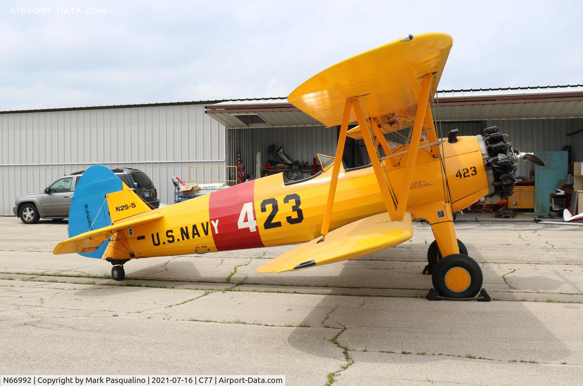 N66992, 1940 Boeing B75N1 C/N 75-1289, Stearman