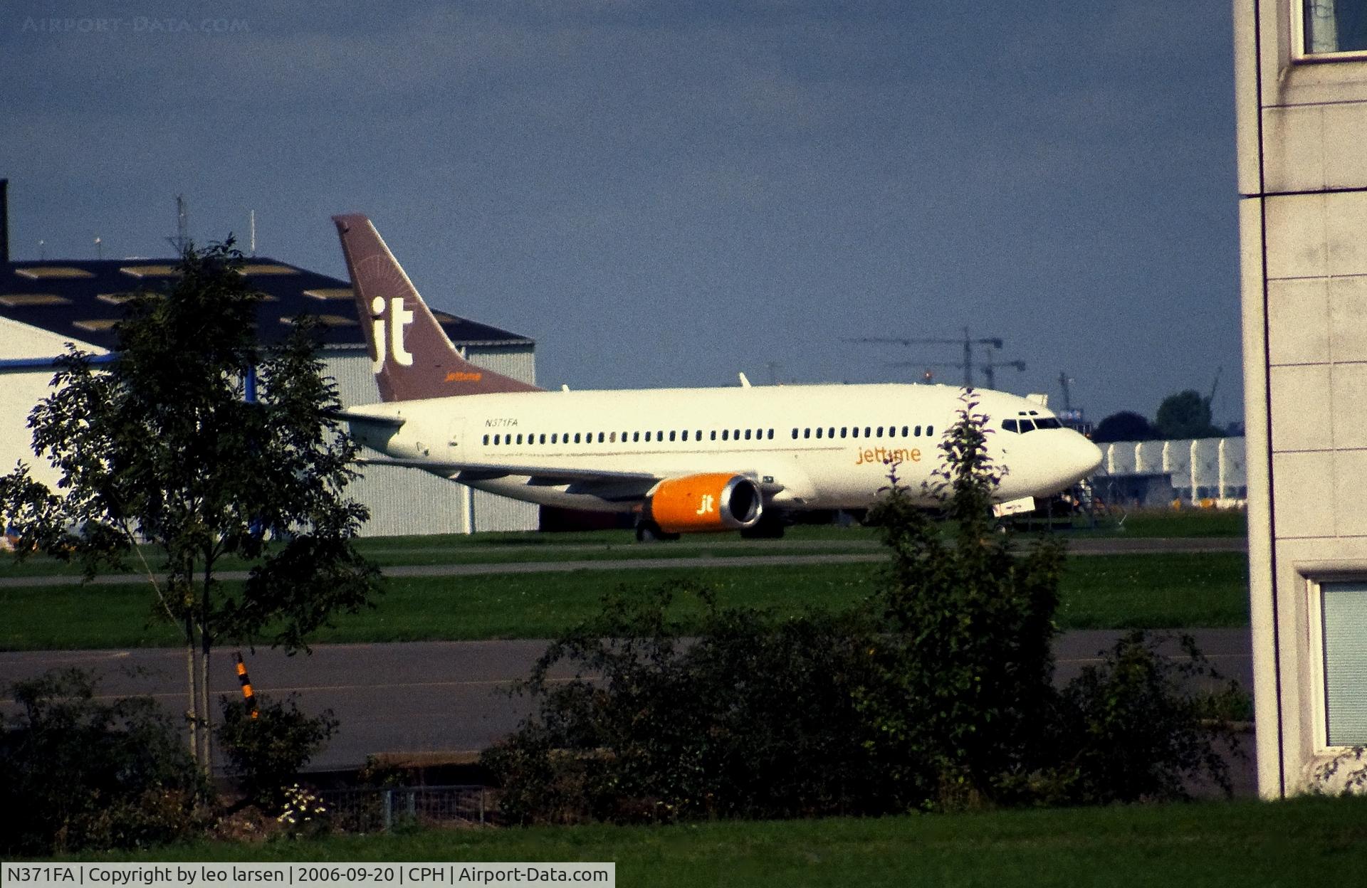N371FA, 1987 Boeing 737-33A C/N 23631, Copenhagen 20.9.2006