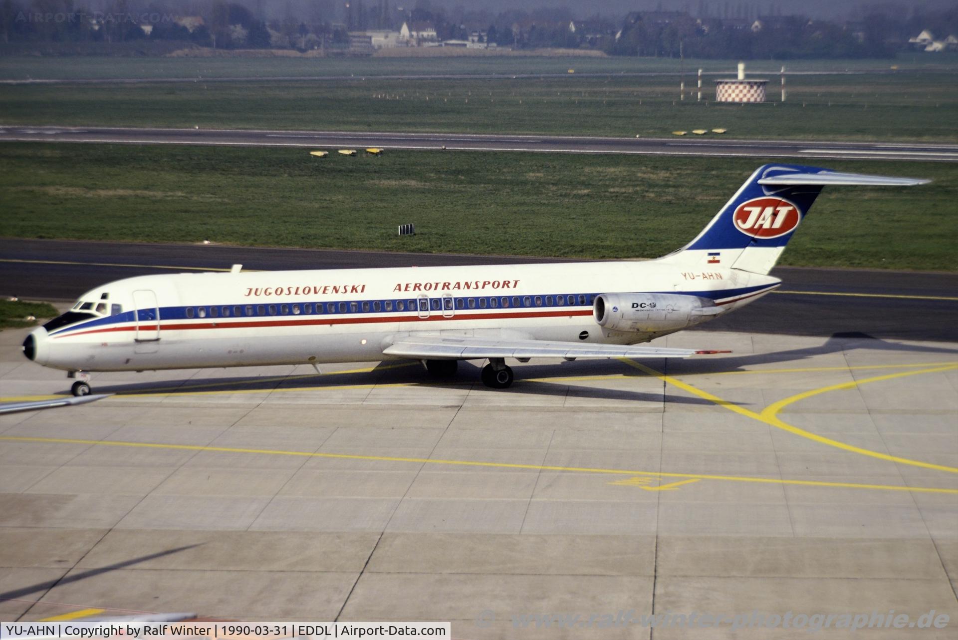 YU-AHN, 1970 McDonnell Douglas DC-9-32 C/N 47470, McDonnell Douglas DC-9-32 - JU JAT Jugoslavenski Aerotransport - 47470 - YU--AHN - 31.03.1990 - DUS
