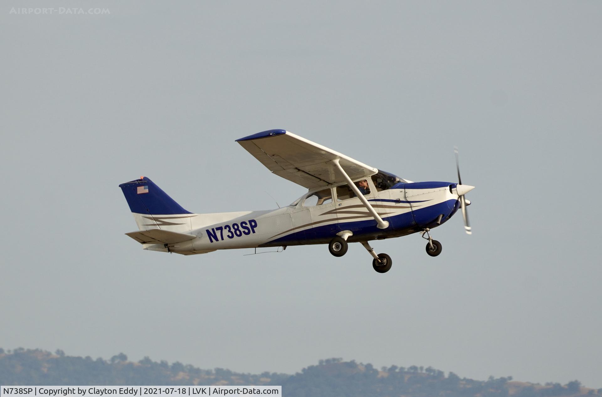 N738SP, 1977 Cessna 172N C/N 17270203, Livermore Airport California 2021.